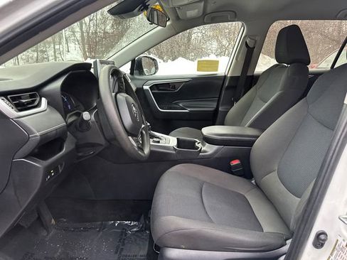 Certified 2024 Toyota RAV4 LE image 27