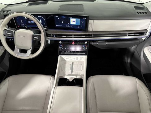 Used 2024 Hyundai Santa Fe Calligraphy image 15