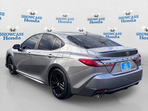 Used 2026 Toyota Camry SE w/ Convenience Package FWD image 5