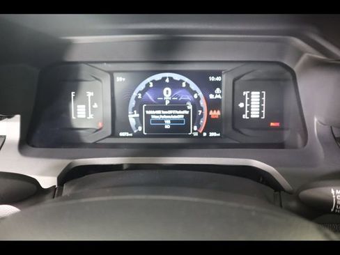 Used 2025 Toyota Tacoma SR w/ SR Upgrade Package AWD/4WD image 22