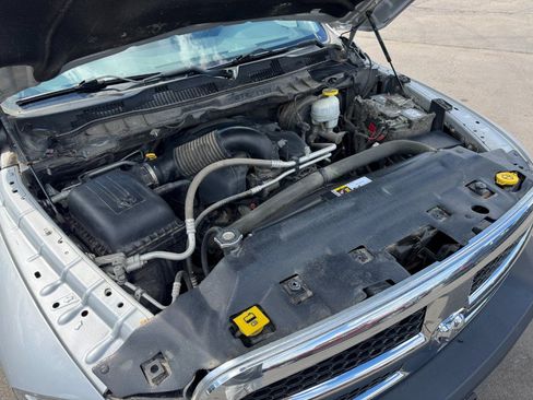 Used 2017 RAM 1500 ST w/ SXT Appearance Group AWD/4WD image 23