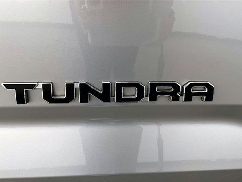 Used 2023 Toyota Tundra Limited image 31