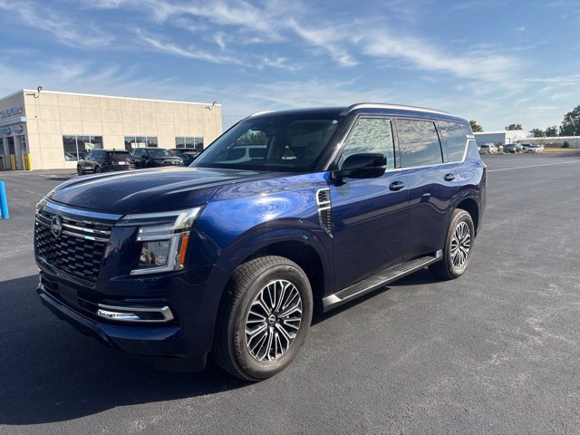 Used 2025 Nissan Armada Platinum AWD/4WD image 3