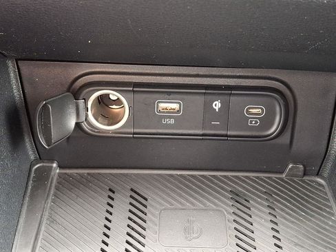 Used 2023 Kia Sportage EX image 46