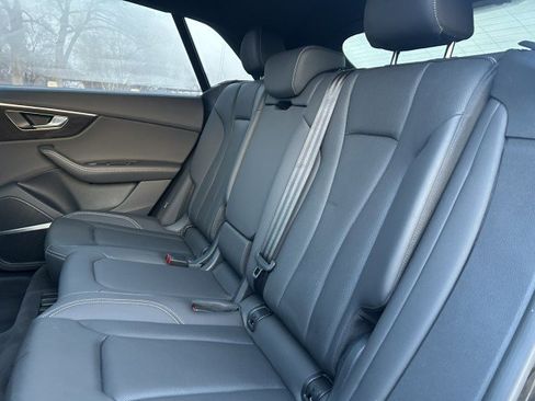 Used 2023 Audi Q8 Premium Plus w/ Premium Plus Package image 23