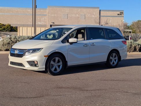 Used 2018 Honda Odyssey EX image 2