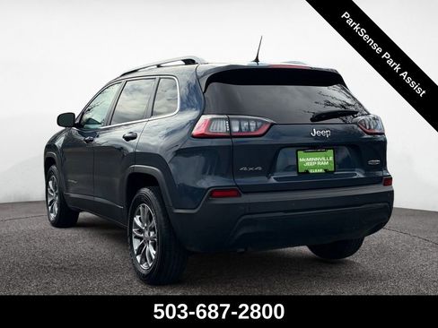 Used 2021 Jeep Cherokee Latitude Plus image 3