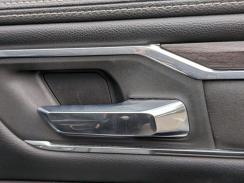 Used 2025 RAM 1500 Laramie image 34