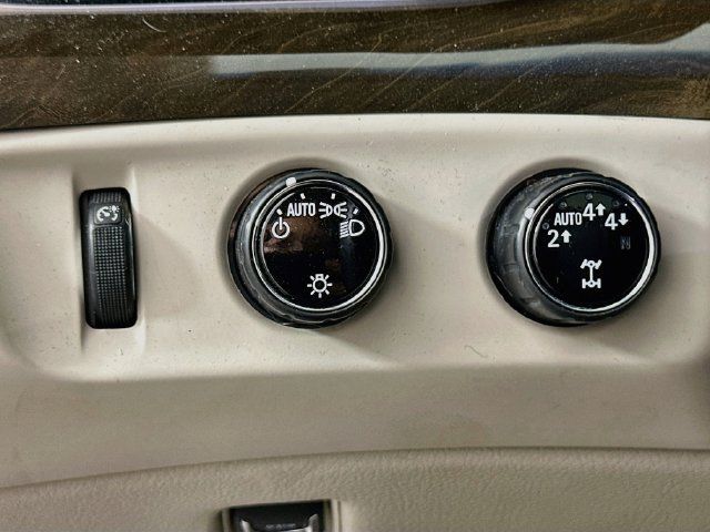 Used 2019 Cadillac Escalade Premium Luxury AWD/4WD image 14