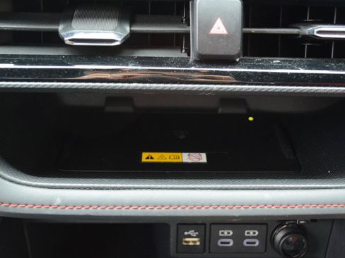 Used 2024 Toyota Highlander XSE AWD/4WD image 29