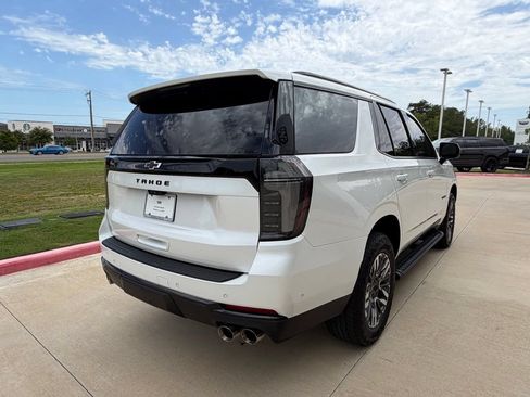 Used 2025 Chevrolet Tahoe Z71 w/ Z71 Off-Road Package AWD/4WD image 6