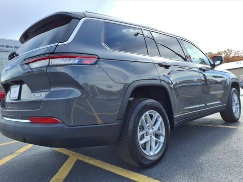 New 2025 Jeep Grand Cherokee L Laredo image 6