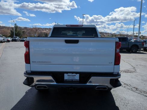 Used 2024 Chevrolet Silverado 1500 LT image 4