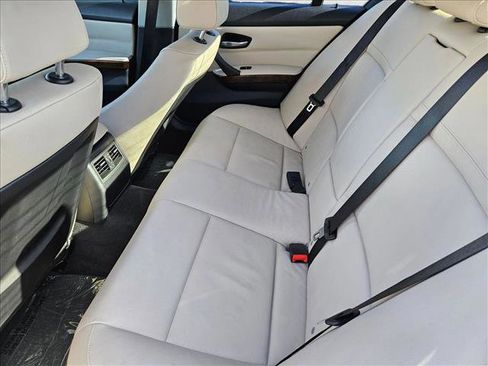 Used 2011 BMW 328i Sedan image 18