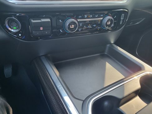 New 2026 Chevrolet Silverado 2500 LT w/ Z71 Chrome Sport Edition AWD/4WD image 30