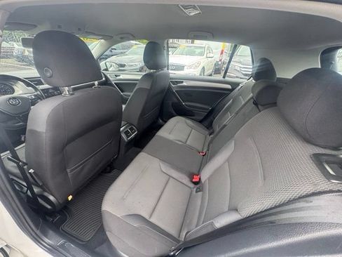Used 2016 Volkswagen Golf S FWD image 27