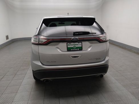 Used 2018 Ford Edge Titanium w/ Technology Package FWD image 6