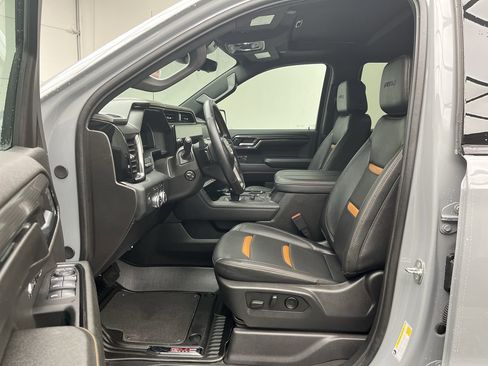 Certified 2024 GMC Sierra 1500 AT4 w/ Technology Package image 3