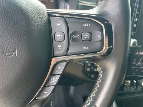 Used 2025 RAM 1500 Limited AWD/4WD image 31