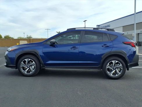 Used 2025 Subaru Crosstrek 2.0i Premium w/ Convenience Package #2 image 4