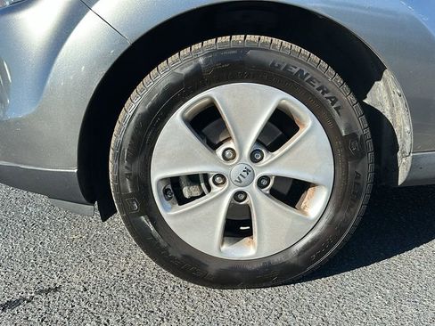 Used 2016 Kia Soul image 14