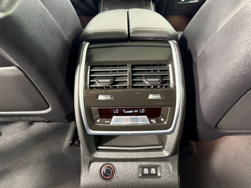 Used 2024 BMW X7 xDrive40i w/ Executive Package AWD/4WD image 31