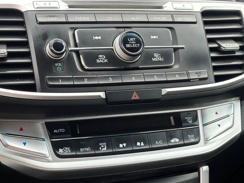 Used 2015 Honda Accord Sport image 26