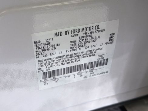 Used 2018 Lincoln MKX Reserve AWD/4WD image 40