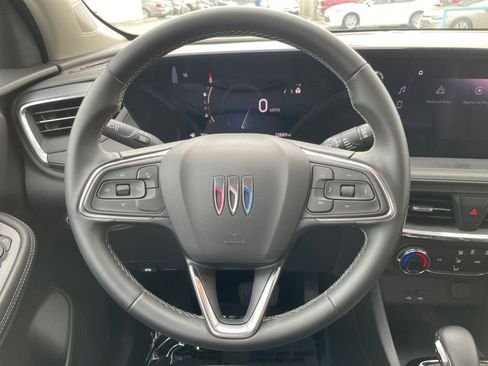 Used 2025 Buick Encore GX Preferred image 28