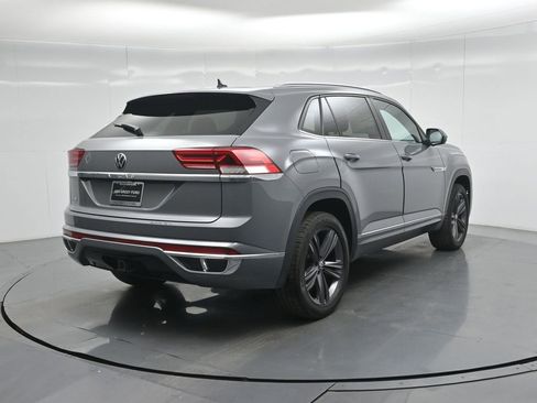 Used 2021 Volkswagen Atlas Cross Sport SE image 24