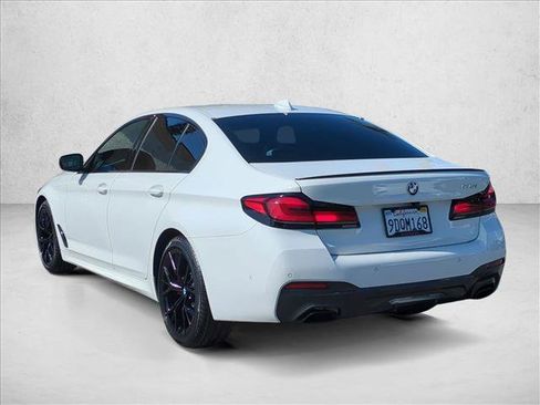Used 2023 BMW 540i w/ M Sport Package image 3