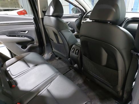 Certified 2024 Hyundai Tucson Limited image 11