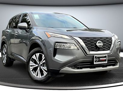 Used 2022 Nissan Rogue SV