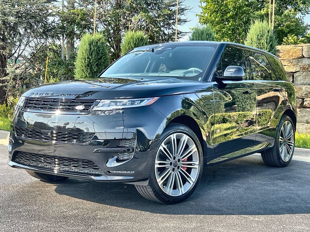 New 2026 Land Rover Range Rover Sport Dynamic SE AWD/4WD image 1