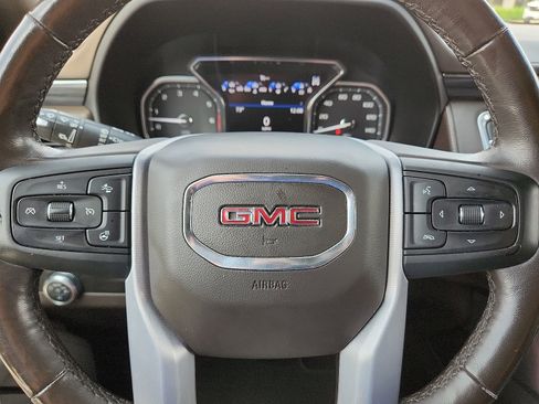 Used 2021 GMC Yukon XL SLT w/ SLT Premium Package AWD/4WD image 24