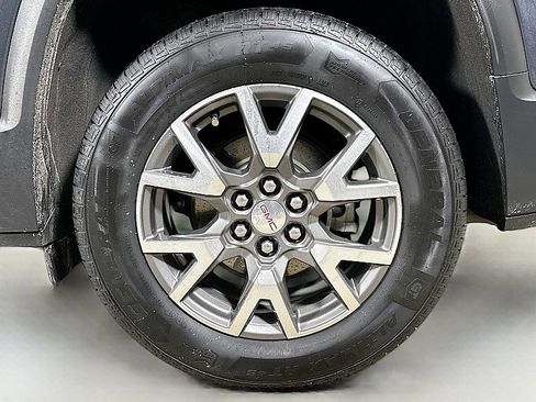 Used 2020 GMC Acadia SLE w/ Driver Convenience Package image 32