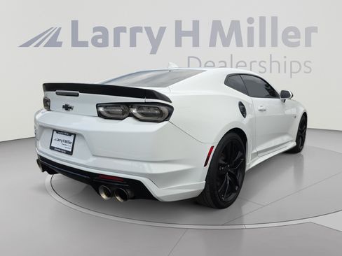 Used 2023 Chevrolet Camaro SS w/ LPO, Ground Effects Package RWD image 5