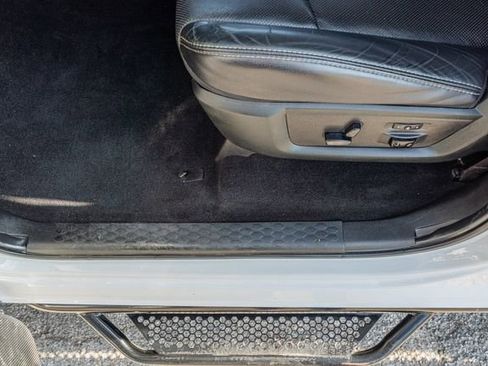 Used 2018 RAM 2500 Laramie w/ Sport Appearance Group image 18