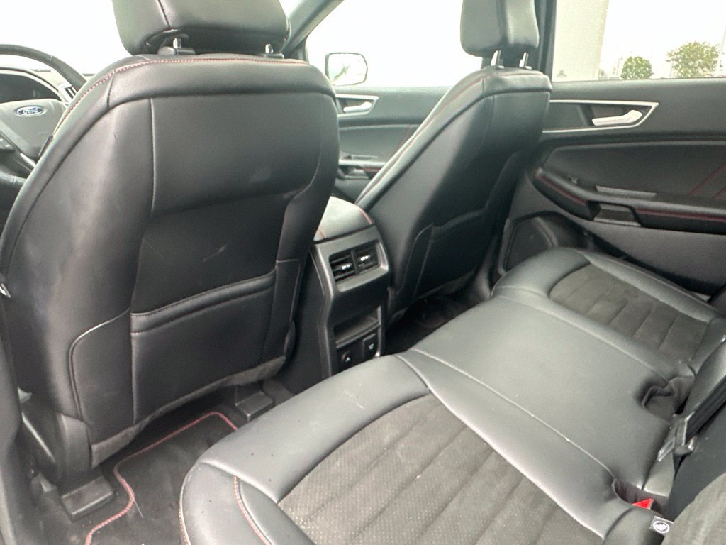Certified 2024 Ford Edge ST-Line AWD/4WD image 19
