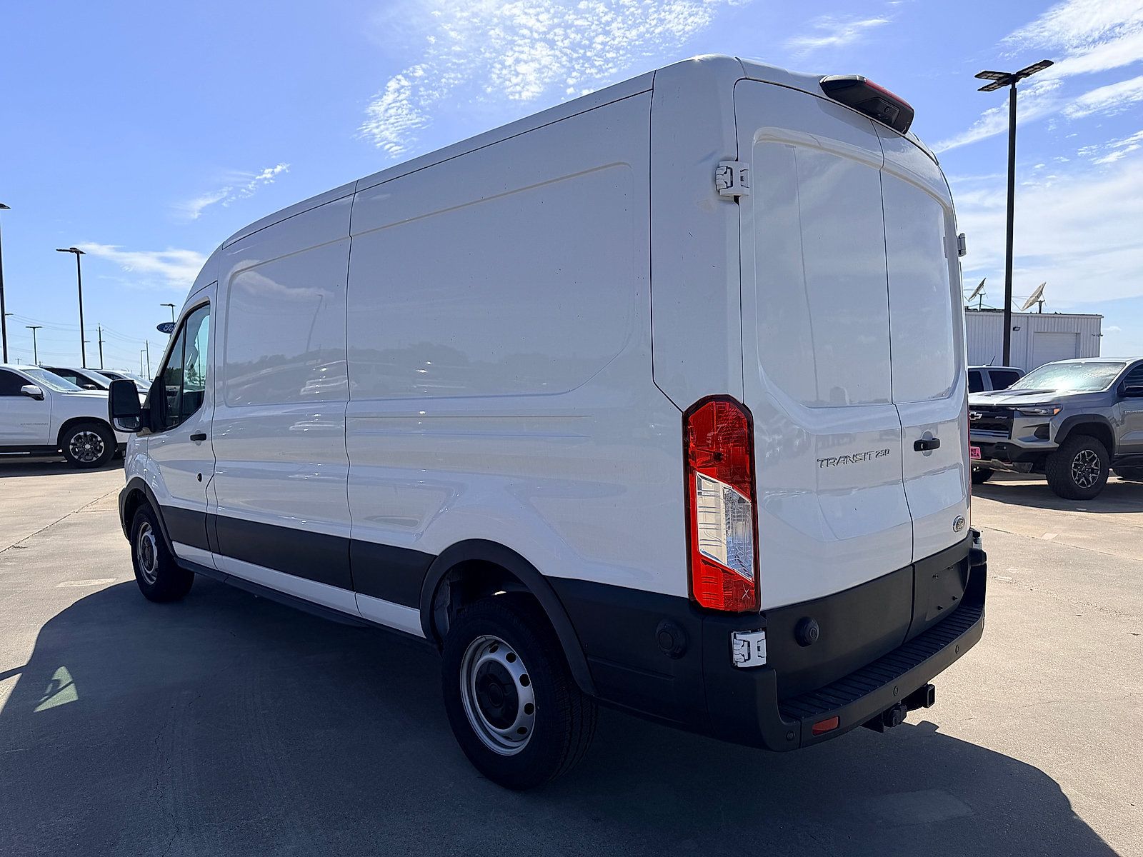 Used 2024 Ford Transit 250 148 Medium Roof RWD image 5