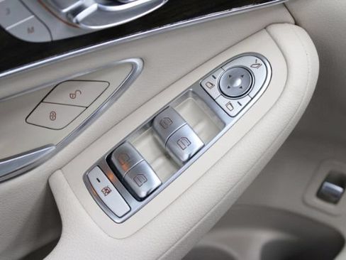 Used 2016 Mercedes-Benz GLC 300 image 9