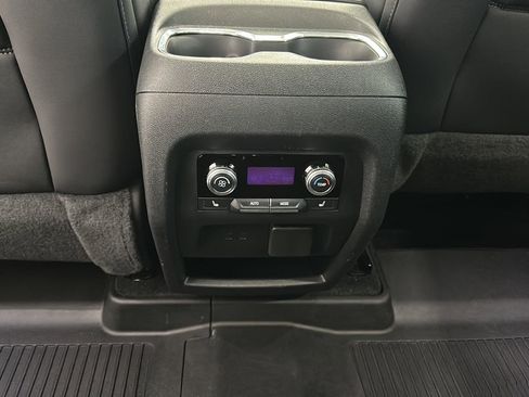 Used 2024 GMC Acadia Denali w/ Super Cruise Package image 23