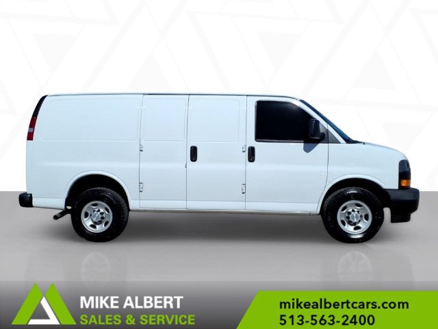 Used 2019 Chevrolet Express 2500 w/ Driver Convenience Package RWD image 8