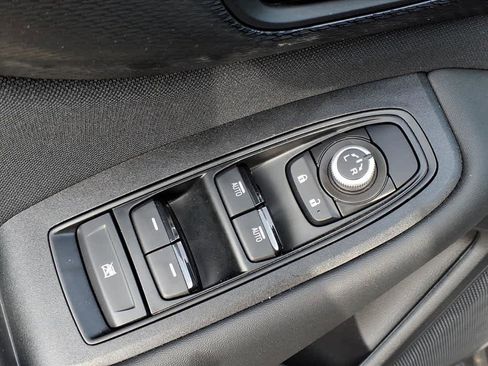 Certified 2025 Subaru Outback Premium w/ Popular Package #1A image 24