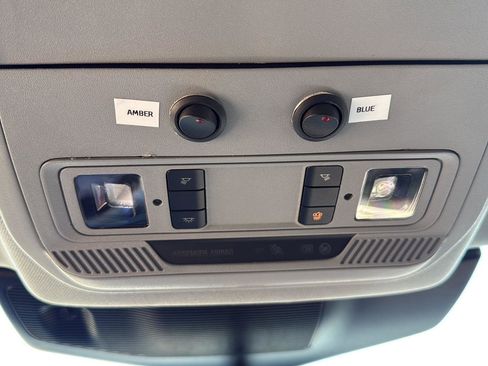 Used 2022 Ford Explorer XLT w/ Equipment Group 202A image 24