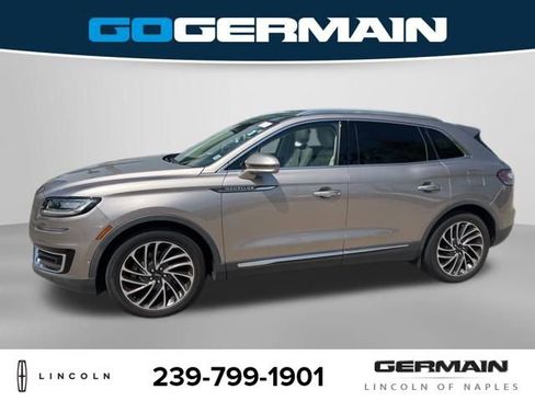 Used 2020 Lincoln Nautilus Reserve w/ Equipment Group 201A image 3