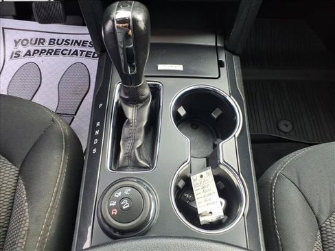 Used 2019 Ford Explorer XLT AWD/4WD image 28