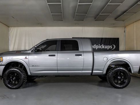 Used 2022 RAM 3500 Lone Star image 12