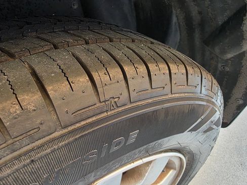 Used 2009 Ford Edge Limited image 20