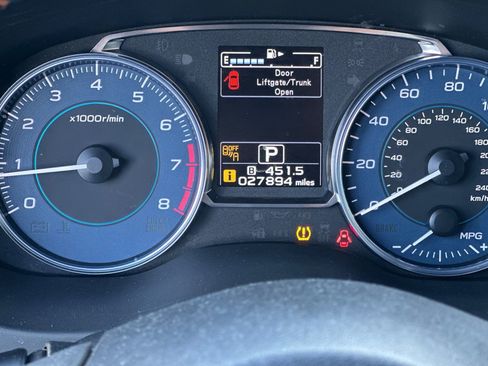 Used 2016 Subaru Crosstrek 2.0i Limited w/ Popular Package #2 image 28